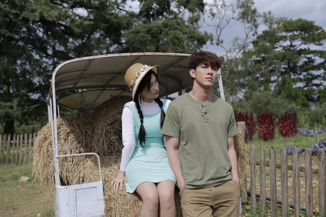 Sĩ Thanh bất ngờ bày tỏ: Song Luân đẹp trai chính là mẫu người lý tưởng của tôi - Ảnh 2. Sĩ Thanh bất ngờ bày tỏ: Song Luân đẹp trai chính là mẫu người lý tưởng của tôi - Ảnh 2.