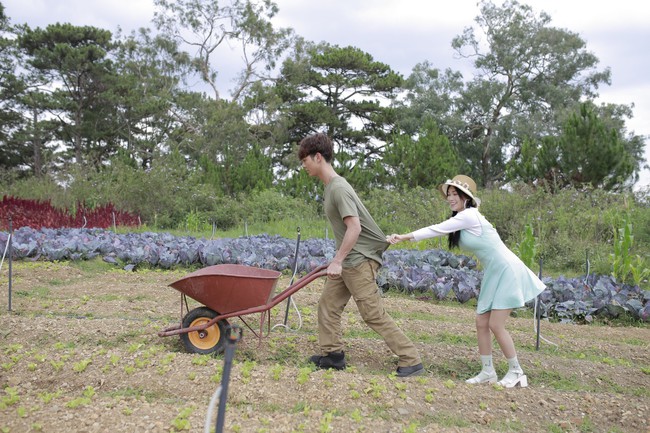 Sĩ Thanh bất ngờ bày tỏ: Song Luân đẹp trai chính là mẫu người lý tưởng của tôi  - Ảnh 11.