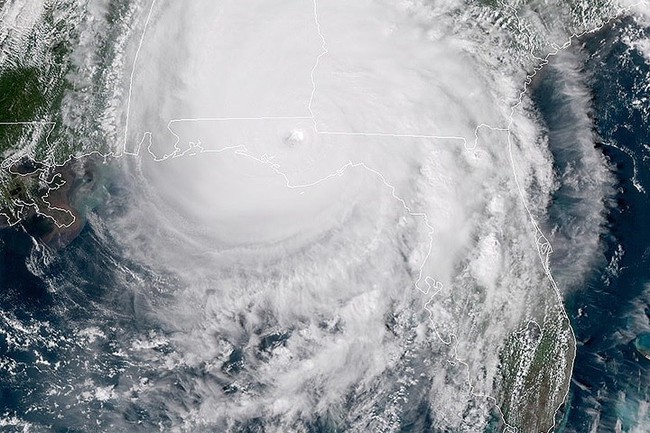 Siêu bão Michael đổ bộ vào Mỹ và Panama với sức tàn phá khủng khiếp - Ảnh 5.