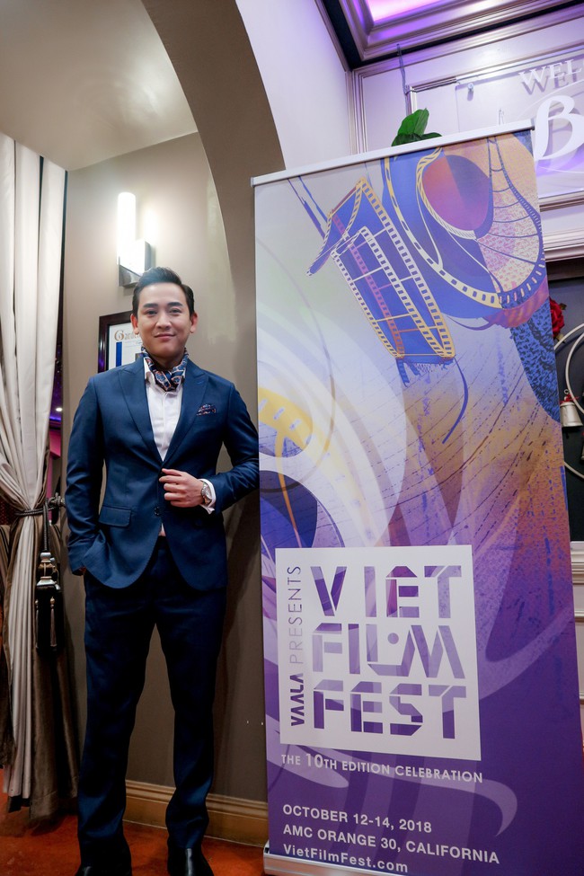 Hứa Vĩ Văn chuẩn nam thần, thu hút sự chú ý trước thềm Viet Film Fest 2018 - Ảnh 4.