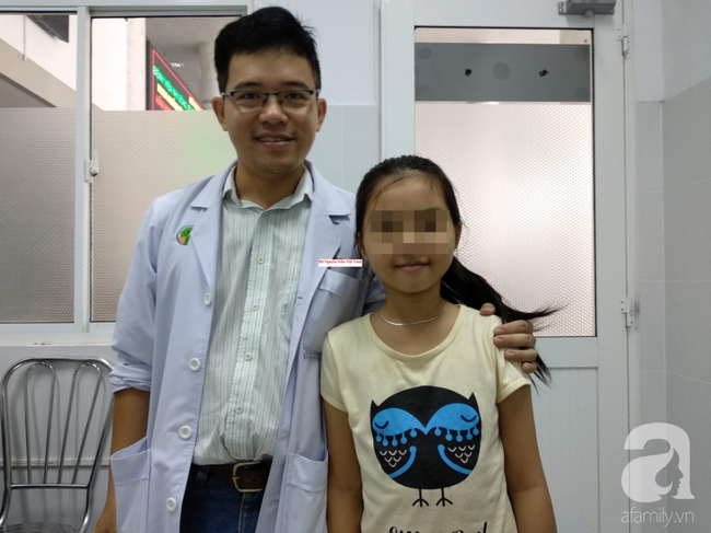 Bé gái Đồng Nai khó thở, suýt mất mạng trên bàn mổ vì mang khối u phổi chỉ 16 người trên thế giới gặp phải - Ảnh 4.