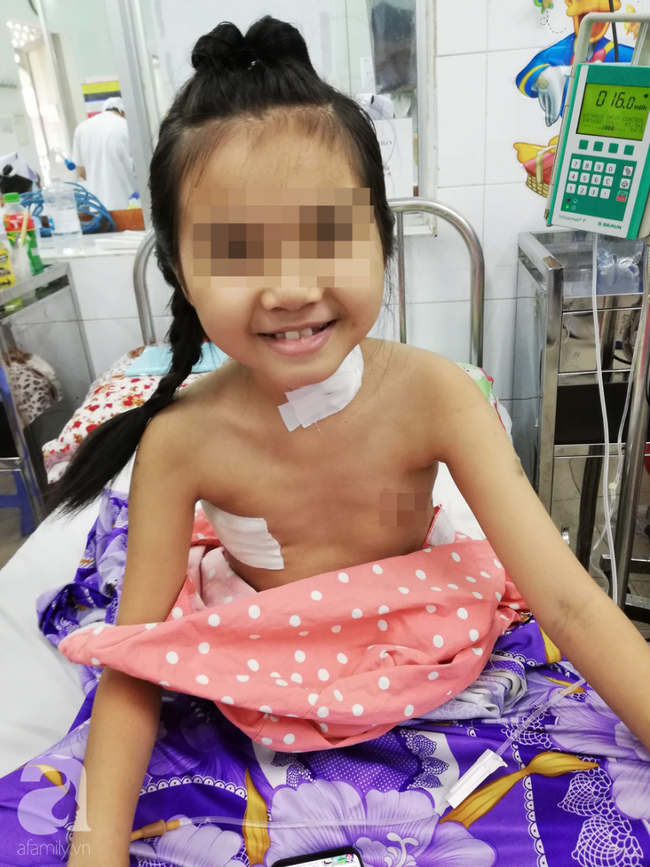 Bé gái Đồng Nai khó thở, suýt mất mạng trên bàn mổ vì mang khối u phổi chỉ 16 người trên thế giới gặp phải - Ảnh 3.