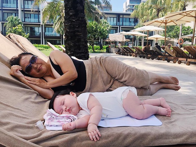 Mới hơn 3 tháng tuổi, bé Myla con gái siêu mẫu Hà Anh đã nhăm nhe ngôi vị sao nhí quyền lực nhất showbiz - Ảnh 5.