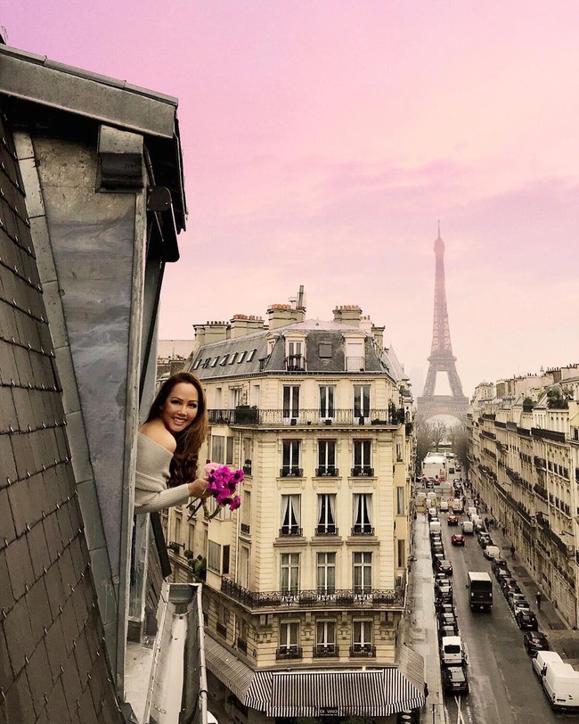 Căn phòng nơi Ngọc Trinh chụp ảnh ngưng đọng thời gian: góc view đẹp nhất nhì Paris, phải đặt trước cả tháng - Ảnh 5.