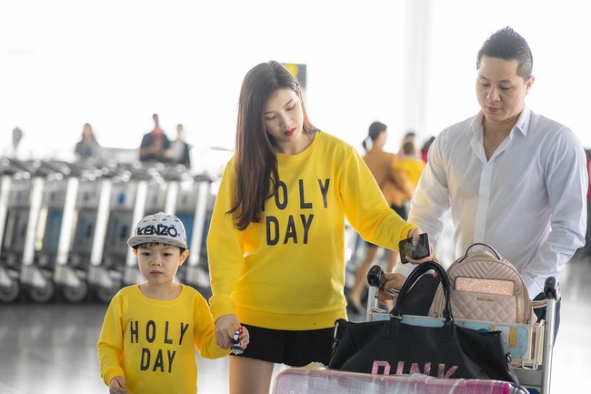 Chồng bận việc đột xuất, Phí Thùy Linh vẫn đưa con trai đi Hàn Quốc đón sinh nhật như dự định - Ảnh 8.