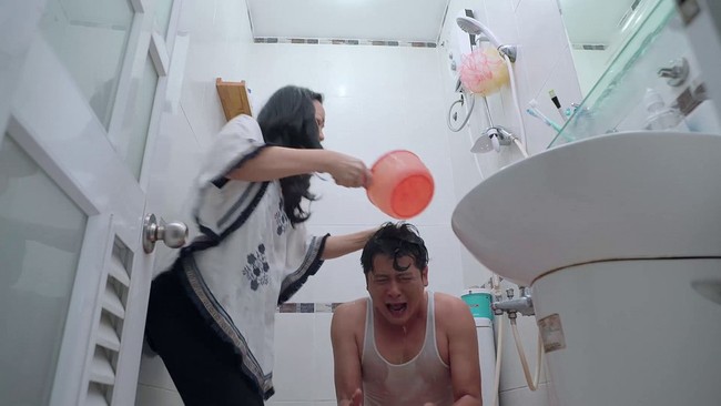 Gạo nếp gạo tẻ: Mặc mẹ con Công làm trò, Hương vẫn đưa Tường về ra mắt gia đình - Ảnh 1. Gạo nếp gạo tẻ: Mặc mẹ con Công làm trò, Hương vẫn đưa Tường về ra mắt gia đình - Ảnh 1.