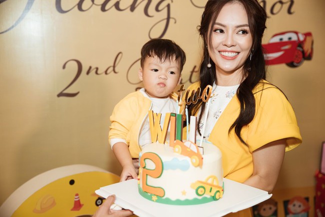 Dương Cẩm Lynh mở tiệc hoành tráng mừng sinh nhật con trai, chồng cũ vắng mặt - Ảnh 1.