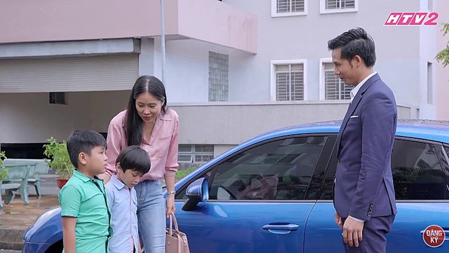 100 tập phim, biết bao giờ Gạo nếp gạo tẻ mới ngừng chiếu những cảnh gây ức chế thế này? - Ảnh 5. 100 tập phim, biết bao giờ Gạo nếp gạo tẻ mới ngừng chiếu những cảnh gây ức chế thế này? - Ảnh 5.