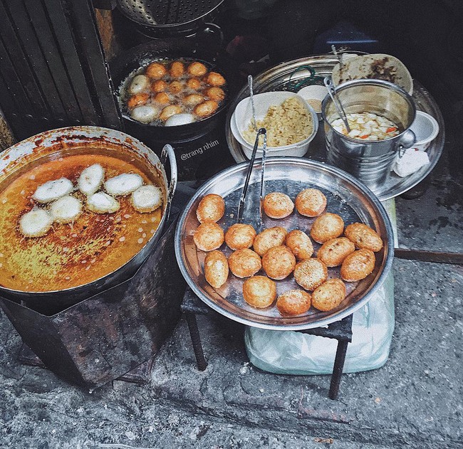 Ngõ chợ Đồng Xuân - thiên đường quà chiều chất lượng cho những ngày lạnh trời - Ảnh 1. Ngõ chợ Đồng Xuân - thiên đường quà chiều chất lượng cho những ngày lạnh trời - Ảnh 1.