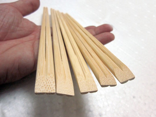 Cảnh báo: Nếu cứ bất chấp dùng các loại đũa này, hãy cẩn thận ngộ độc, thậm chí cả mắc bệnh ung thư - Ảnh 2. Cảnh báo: Nếu cứ bất chấp dùng các loại đũa này, hãy cẩn thận ngộ độc, thậm chí cả mắc bệnh ung thư - Ảnh 2.