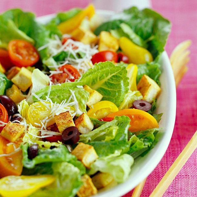 Muốn ăn salad để giảm cân thì phải ăn như thế này, chọn sai món là bạn sẽ tăng cân ngay - Ảnh 3. Muốn ăn salad để giảm cân thì phải ăn như thế này, chọn sai món là bạn sẽ tăng cân ngay - Ảnh 3.