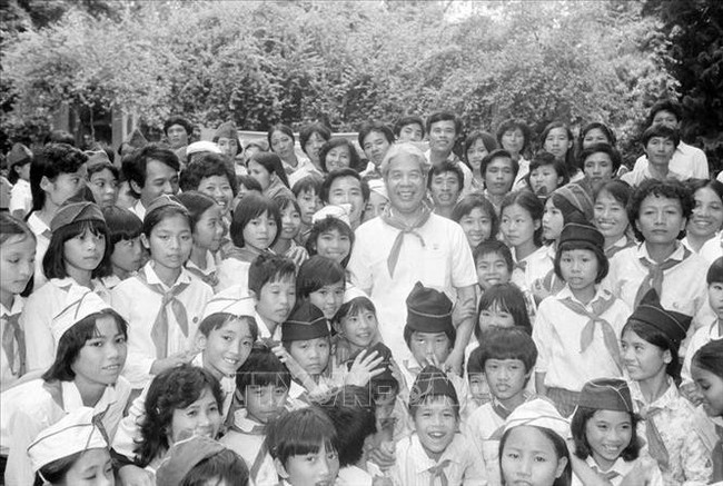 Những hoạt động nổi bật của nguyên Tổng Bí thư Đỗ Mười - Ảnh 2. Những hoạt động nổi bật của nguyên Tổng Bí thư Đỗ Mười - Ảnh 2.