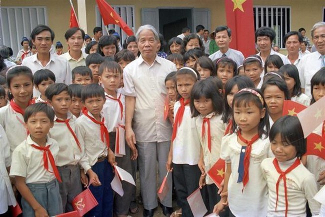 Những hoạt động nổi bật của nguyên Tổng Bí thư Đỗ Mười - Ảnh 14. Những hoạt động nổi bật của nguyên Tổng Bí thư Đỗ Mười - Ảnh 14.