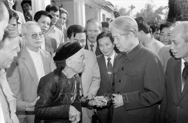 Những hoạt động nổi bật của nguyên Tổng Bí thư Đỗ Mười - Ảnh 5. Những hoạt động nổi bật của nguyên Tổng Bí thư Đỗ Mười - Ảnh 5.