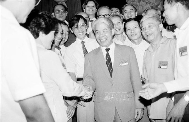 Những hoạt động nổi bật của nguyên Tổng Bí thư Đỗ Mười - Ảnh 7. Những hoạt động nổi bật của nguyên Tổng Bí thư Đỗ Mười - Ảnh 7.