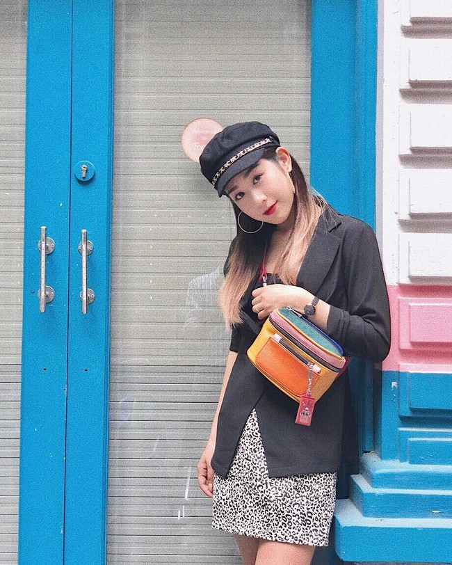 Loạt hot mom, người khoe dáng nuột người khoe phong cách cực trẻ trung trong street style tuần này - Ảnh 2. Loạt hot mom, người khoe dáng nuột người khoe phong cách cực trẻ trung trong street style tuần này - Ảnh 2.