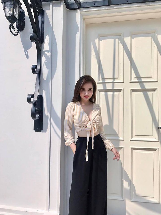 Loạt hot mom, người khoe dáng nuột người khoe phong cách cực trẻ trung trong street style tuần này - Ảnh 5. Loạt hot mom, người khoe dáng nuột người khoe phong cách cực trẻ trung trong street style tuần này - Ảnh 5.
