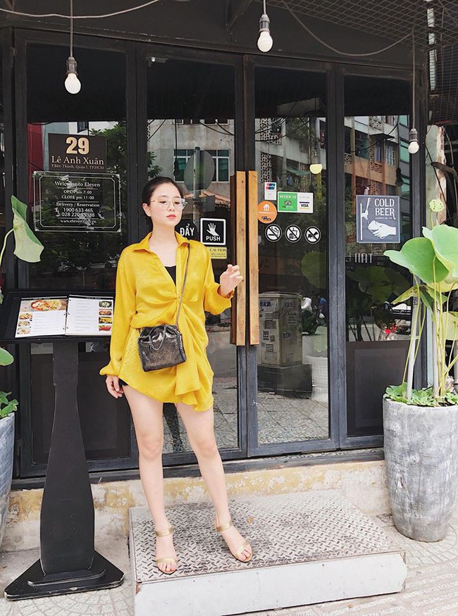 Loạt hot mom, người khoe dáng nuột người khoe phong cách cực trẻ trung trong street style tuần này - Ảnh 3. Loạt hot mom, người khoe dáng nuột người khoe phong cách cực trẻ trung trong street style tuần này - Ảnh 3.