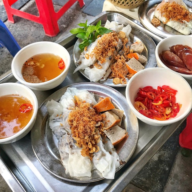Báo Tây điểm danh 9 món ăn sáng ngon nổi tiếng của Việt Nam  - Ảnh 3.