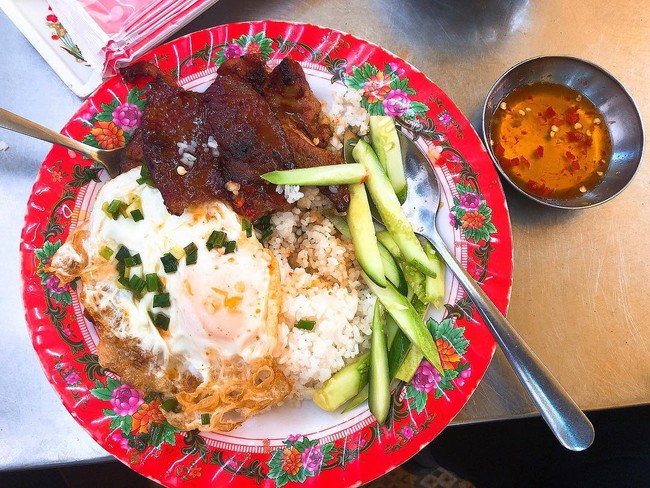 Báo Tây điểm danh 9 món ăn sáng ngon nổi tiếng của Việt Nam  - Ảnh 9.
