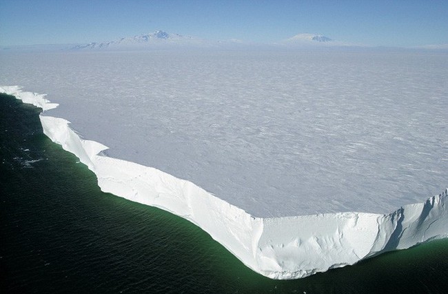 Phát hiện bất ngờ: Thềm băng Nam Cực có thể tạo ra giai điệu rùng rợn như nhạc phim kinh dị - Ảnh 1.