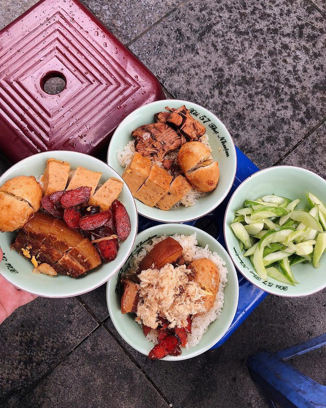 Báo Tây điểm danh 9 món ăn sáng ngon nổi tiếng của Việt Nam  - Ảnh 2.
