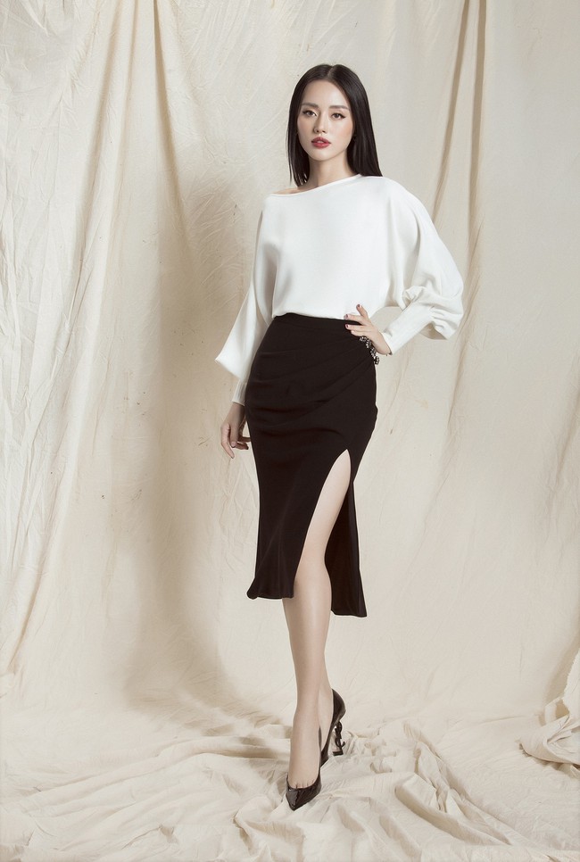 Khánh Linh The Face lại khoe váy áo sang chảnh sau khi được lên tạp chí nước ngoài vì mặc đẹp - Ảnh 10. Khánh Linh The Face lại khoe váy áo sang chảnh sau khi được lên tạp chí nước ngoài vì mặc đẹp - Ảnh 10.