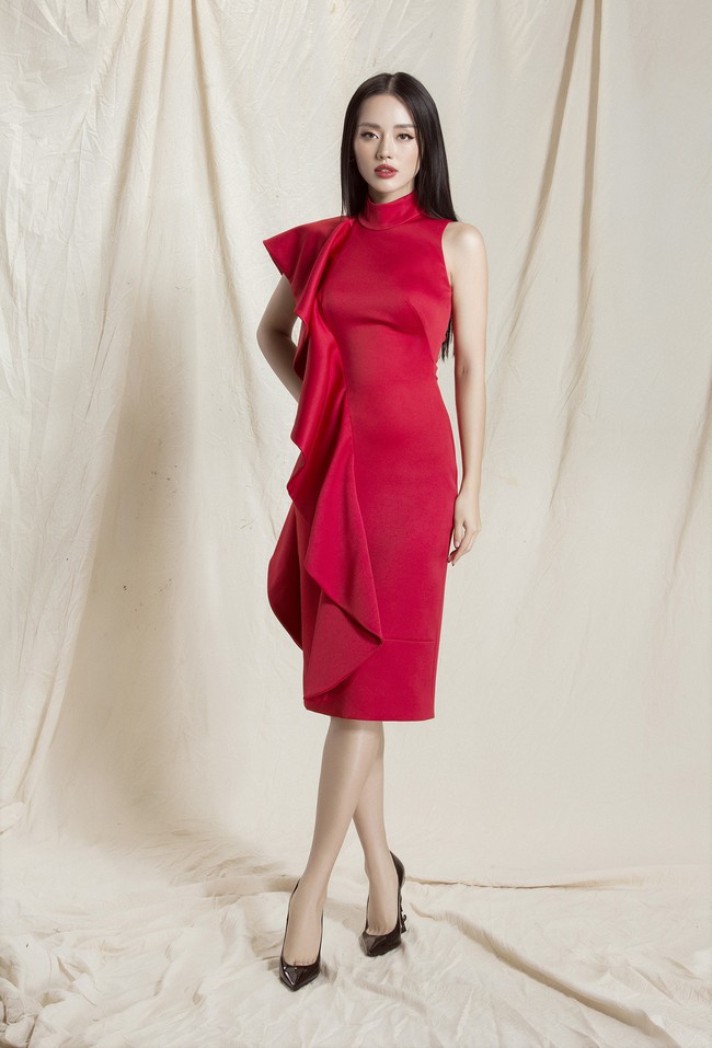 Khánh Linh The Face lại khoe váy áo sang chảnh sau khi được lên tạp chí nước ngoài vì mặc đẹp - Ảnh 3. Khánh Linh The Face lại khoe váy áo sang chảnh sau khi được lên tạp chí nước ngoài vì mặc đẹp - Ảnh 3.