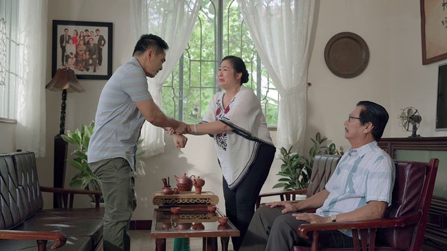 Gạo nếp gạo tẻ: Hân lại khiến khán giả tức run người khi đổ mọi tội lỗi ly dị lên đầu Kiệt - Ảnh 1. Gạo nếp gạo tẻ: Hân lại khiến khán giả tức run người khi đổ mọi tội lỗi ly dị lên đầu Kiệt - Ảnh 1.
