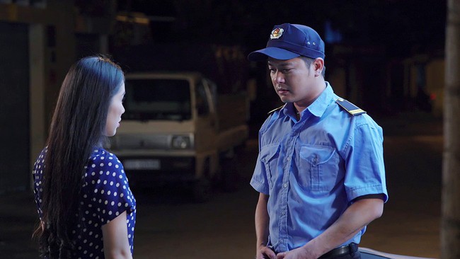 Gạo nếp gạo tẻ: Công bị Hương cảm hóa, khiến khán giả cười té ghế với màn đổi vai vế cực bi hài - Ảnh 3. Gạo nếp gạo tẻ: Công bị Hương cảm hóa, khiến khán giả cười té ghế với màn đổi vai vế cực bi hài - Ảnh 3.