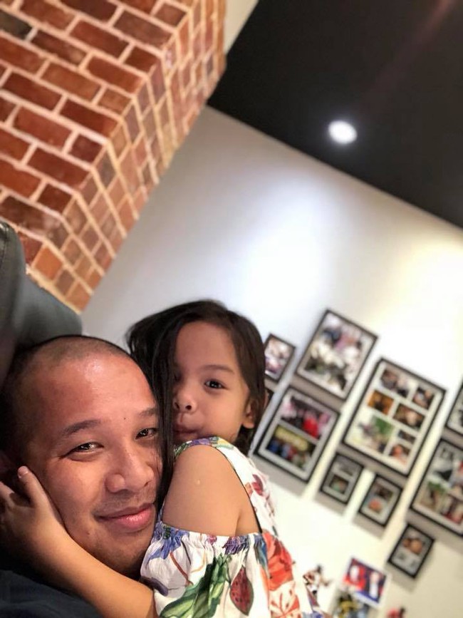 Rời bỏ Phạm Quỳnh Anh, Quang Huy vẫn khiến người ta rơi nước mắt vì tình yêu vô biên dành cho con gái Tuệ Lâm - Ảnh 6. Rời bỏ Phạm Quỳnh Anh, Quang Huy vẫn khiến người ta rơi nước mắt vì tình yêu vô biên dành cho con gái Tuệ Lâm - Ảnh 6.