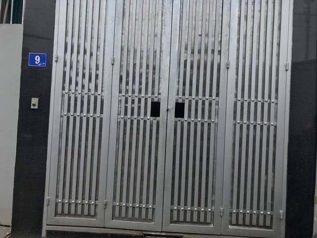 Vụ bé gái lớp 2 bị nam sinh viên chém nguy kịch: Gia đình tôi vẫn thường nhắc cháu cẩn thận khi ra khỏi nhà - Ảnh 3. Vụ bé gái lớp 2 bị nam sinh viên chém nguy kịch: Gia đình tôi vẫn thường nhắc cháu cẩn thận khi ra khỏi nhà - Ảnh 3.