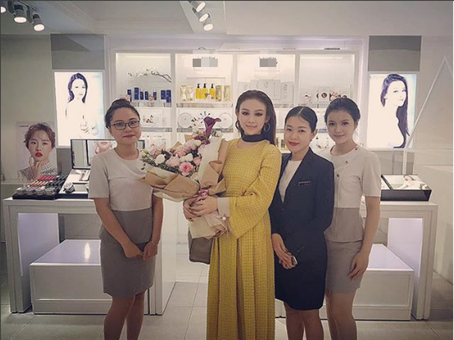 Huyền Baby đón sinh nhật tuổi 29 kín đáo, không tổ chức hoành tráng, không khoe quà hàng hiệu đắt đỏ - Ảnh 3. Huyền Baby đón sinh nhật tuổi 29 kín đáo, không tổ chức hoành tráng, không khoe quà hàng hiệu đắt đỏ - Ảnh 3.