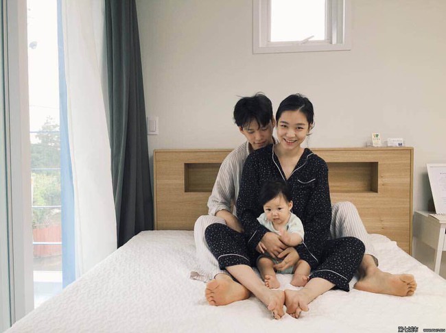 Vợ chăm đưa con về ngoại chơi, chồng choáng váng khi biết sau hành động bình thường đó là cả một trời gian dối - Ảnh 1. Vợ chăm đưa con về ngoại chơi, chồng choáng váng khi biết sau hành động bình thường đó là cả một trời gian dối - Ảnh 1.