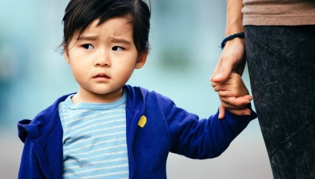 Đang thờ ơ chuyện con cái chồng bỗng thay tâm đổi tính, hóa ra đằng sau là cả một bí mật động trời (P1) - Ảnh 1. Đang thờ ơ chuyện con cái chồng bỗng thay tâm đổi tính, hóa ra đằng sau là cả một bí mật động trời (P1) - Ảnh 1.