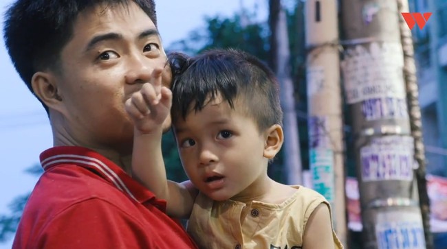 Hành trình cậu bé siêu nhân não mịn hòa nhập với cộng đồng nhờ quán chè bưởi Sài Gòn của bố mẹ Thạc sĩ - Ảnh 7.