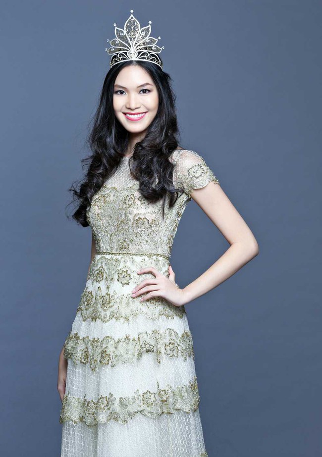5 Hoa hậu Việt Nam đăng quang năm 18 tuổi: Người số đỏ như Tiểu Vy, kẻ xui xẻo như Kỳ Duyên - Ảnh 7.