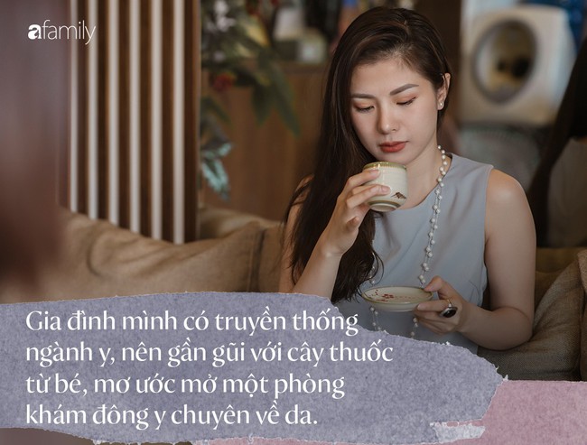 Mẹ trẻ từ bỏ bàn giấy để lập nghiệp bằng cây thuốc đông y, sau 9 năm giữ trong tay cả cơ ngơi đáng ngưỡng mộ - Ảnh 2.