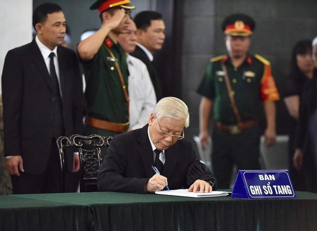 Lễ viếng nguyên Tổng Bí thư Đỗ Mười - Ảnh 22. Lễ viếng nguyên Tổng Bí thư Đỗ Mười - Ảnh 22.