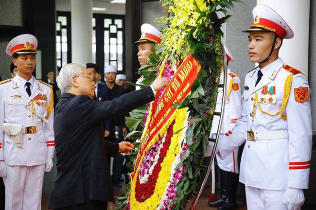 Lễ viếng nguyên Tổng Bí thư Đỗ Mười - Ảnh 10. Lễ viếng nguyên Tổng Bí thư Đỗ Mười - Ảnh 10.