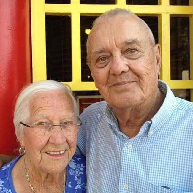 Cặp vợ chồng chung sống hạnh phúc với nhau 75 năm, thời điểm họ nhắm mắt xuôi tay càng chứng minh định mệnh là có thật - Ảnh 11.
