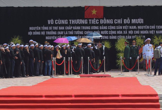 Cố Tổng bí thư Đỗ Mười trở về với đất mẹ quê hương - Ảnh 14. Cố Tổng bí thư Đỗ Mười trở về với đất mẹ quê hương - Ảnh 14.