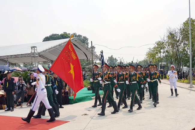 Cố Tổng bí thư Đỗ Mười trở về với đất mẹ quê hương - Ảnh 9. Cố Tổng bí thư Đỗ Mười trở về với đất mẹ quê hương - Ảnh 9.