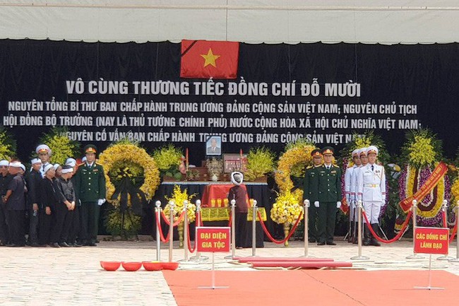 Cố Tổng bí thư Đỗ Mười trở về với đất mẹ quê hương - Ảnh 10. Cố Tổng bí thư Đỗ Mười trở về với đất mẹ quê hương - Ảnh 10.