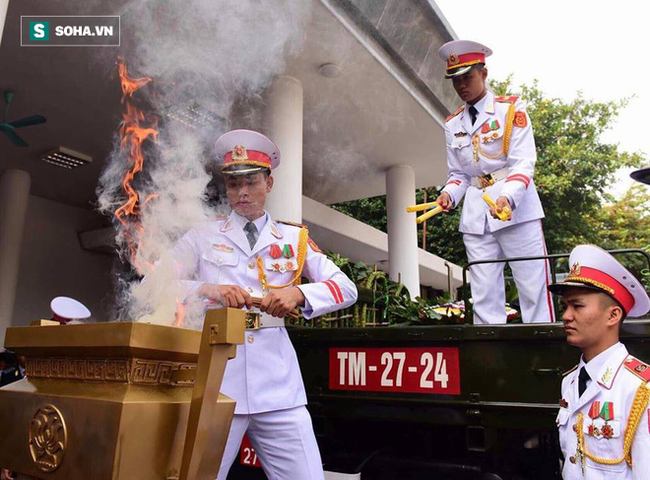 Cố Tổng bí thư Đỗ Mười trở về với đất mẹ quê hương - Ảnh 53. Cố Tổng bí thư Đỗ Mười trở về với đất mẹ quê hương - Ảnh 53.
