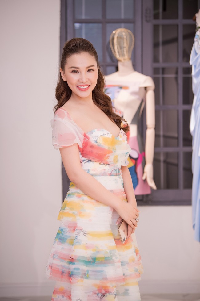 Hiếm lắm mới đi sự kiện sau khi rời showbiz, Hoa hậu Thùy Lâm vẫn xinh đẹp thách thức thời gian - Ảnh 14.