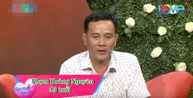 Hy hữu tại “Bạn muốn hẹn hò”: Cát Tường - Quyền Linh bấm nút giùm cho cặp đôi khách mời trung niên - Ảnh 1. Hy hữu tại “Bạn muốn hẹn hò”: Cát Tường - Quyền Linh bấm nút giùm cho cặp đôi khách mời trung niên - Ảnh 1.