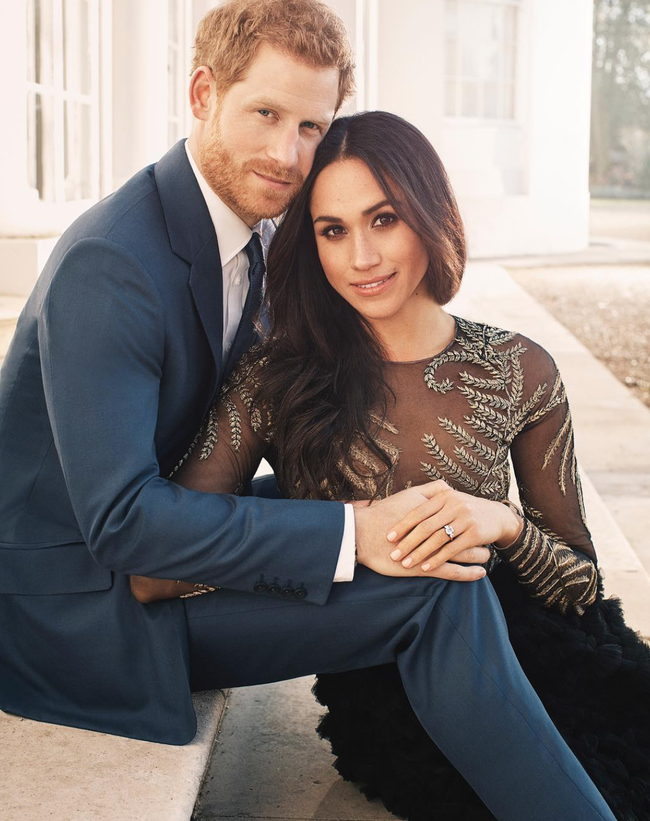 Là Công nương vẫn chưa hết “bạo”, Meghan Markle mặc váy xuyên thấu lộ nội y, khoe vòng 3 nóng bỏng trước bàn dân - Ảnh 6.