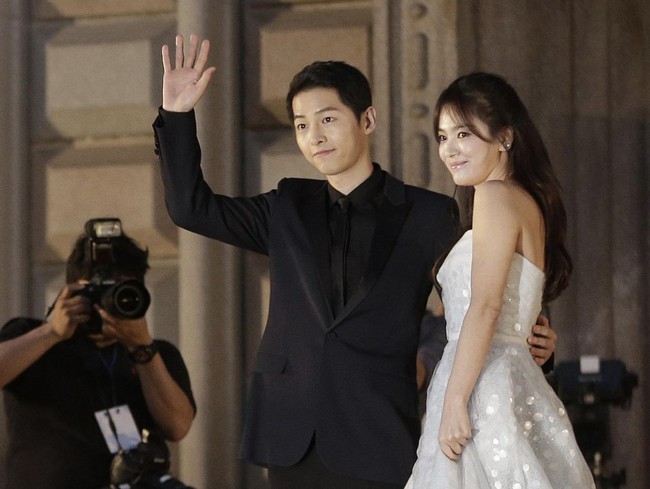Sau 1 năm ngày cưới, bí mật chuyện tình của Song Joong Ki và Song Hye Kyo bất ngờ được tiết lộ  - Ảnh 2.