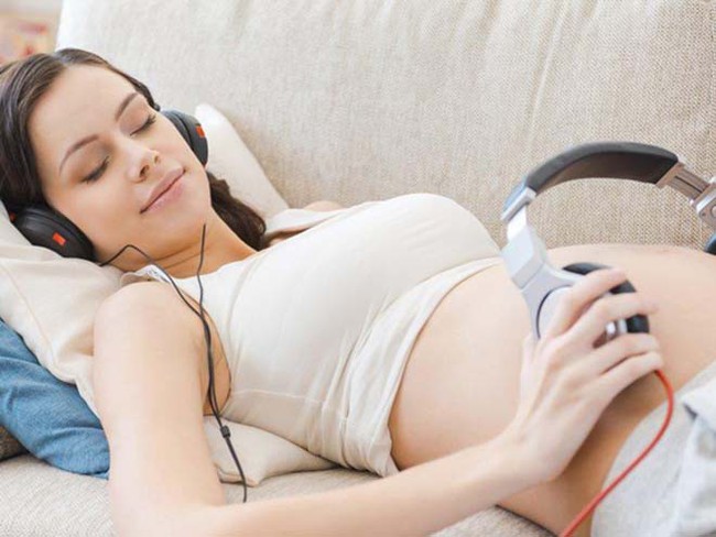 Muốn con trở nên thông minh xuất chúng, các mẹ hãy thuộc lòng 4 tuyệt chiêu sau - Ảnh 2. Muốn con trở nên thông minh xuất chúng, các mẹ hãy thuộc lòng 4 tuyệt chiêu sau - Ảnh 2.